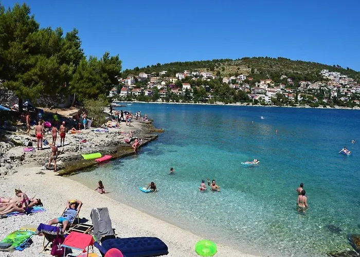 Miki, Okrug Gornji,