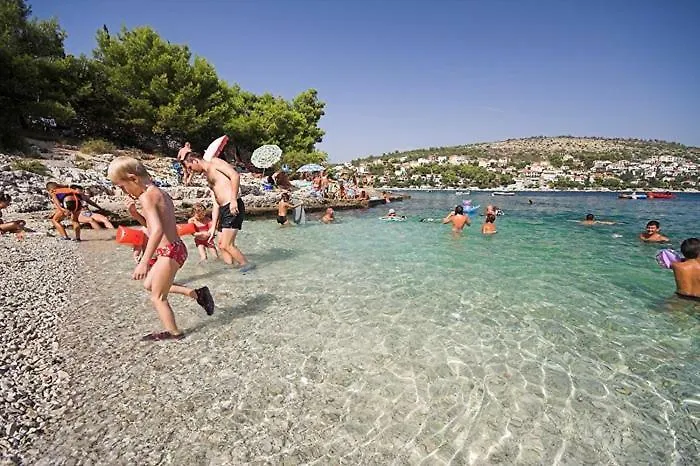 Miki, Okrug Gornji, Apartment Trogir