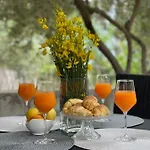 Miki, Okrug Gornji, * Trogir