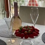 Miki, Okrug Gornji, * Trogir