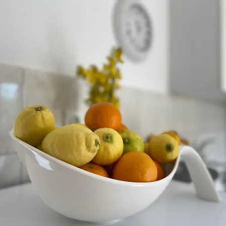 Miki, Okrug Gornji, Trogir